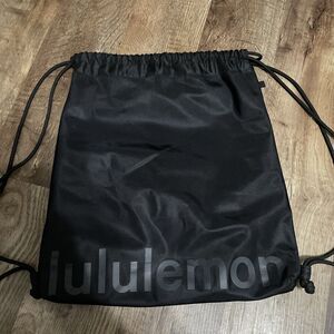 Lululemon Lightweight Gym Sack One Size Black Graphite Black 13 Liter